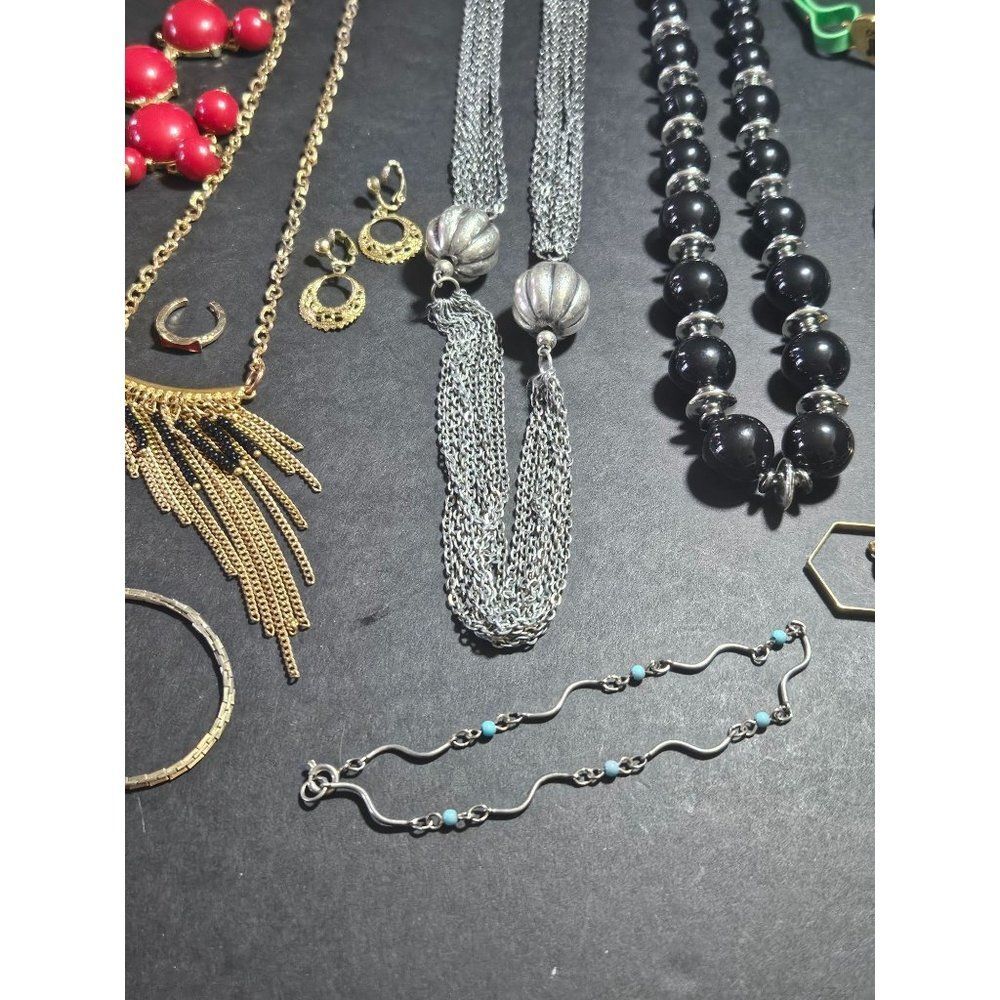 Wearable jewelry lot / bundle - Picture 8 of 14